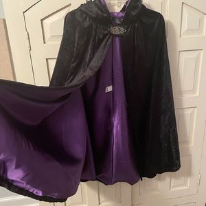 Kids Halloween Velvet Hood Size 7/8